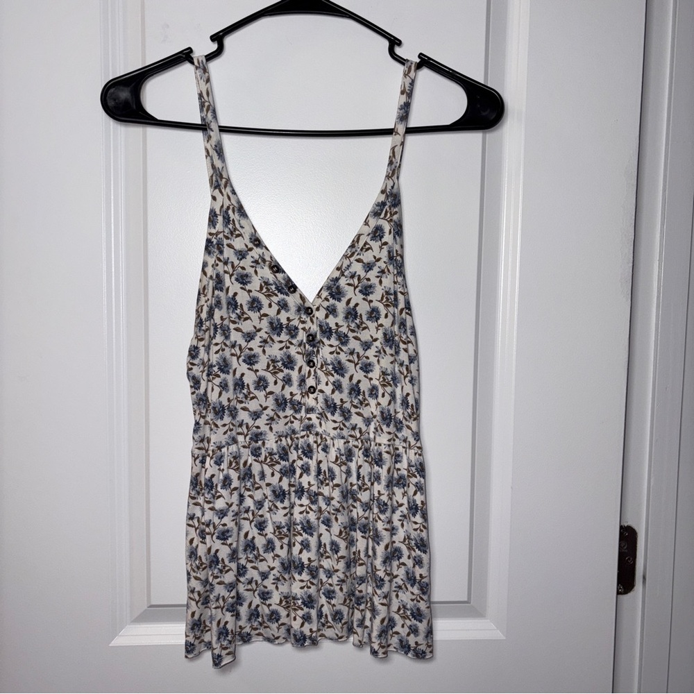 Women’s American Eagle Outfitters Cream Floral V-Neck Tank Size: M